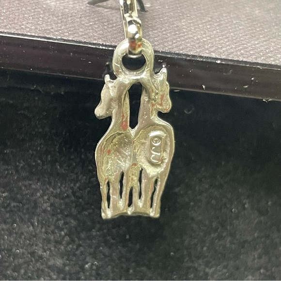 Chelsea Pewter Horses Zipper Pull or Pendant - Picture 5 of 5